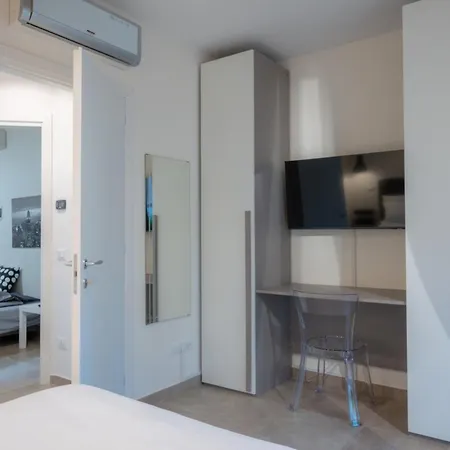 Urban Mood - Pieno Centro , Mare , Parcheggio A Pochi Passi- Appartamento Pescara